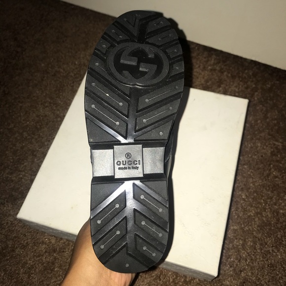 Shoes - Picture 4 of 4